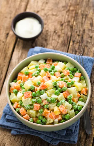 The Best Pea Salad